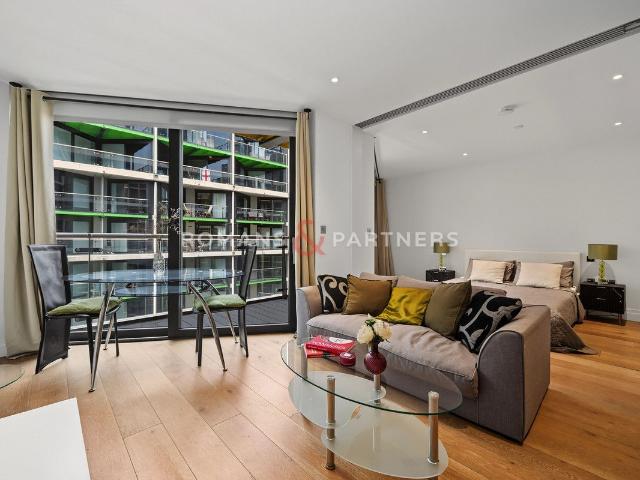 Apartment for rent in Nine Elms, Greater London