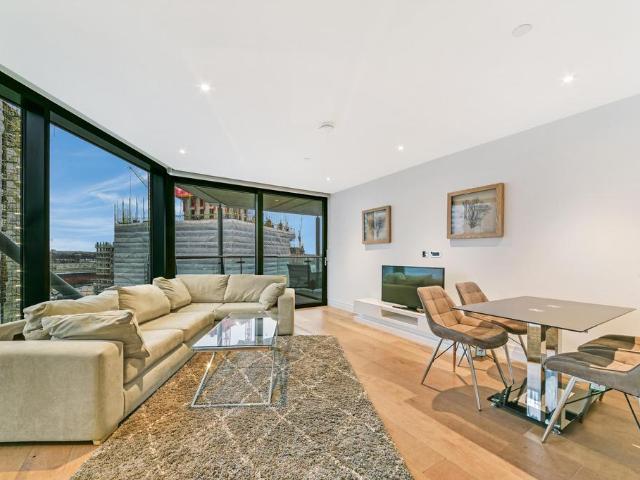 Apartment for rent in Nine Elms, Greater London