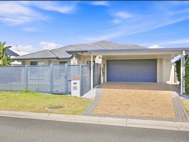 House for rent in Helensvale, Gold Coast City