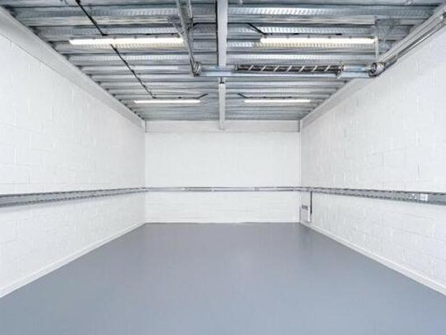 House for rent in Swindon, England