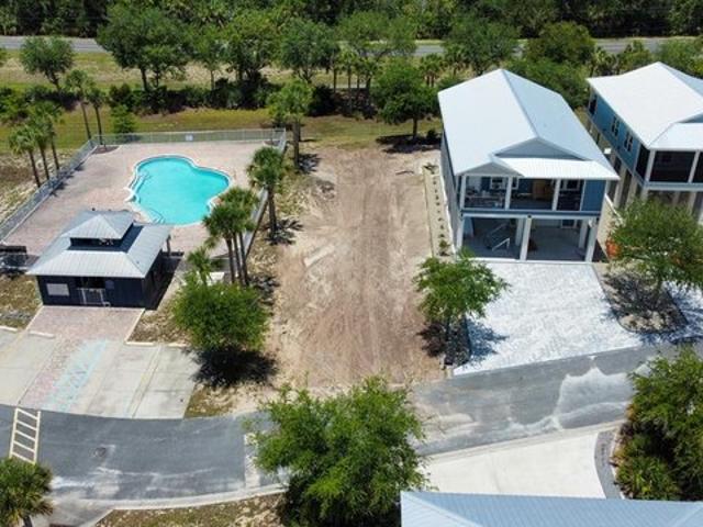 Land for sale in Steinhatchee, Florida