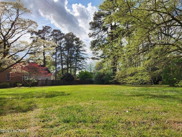 Land for sale in Elizabeth City