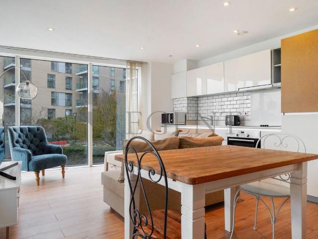 Apartment for rent in Stamford Hill, Greater London