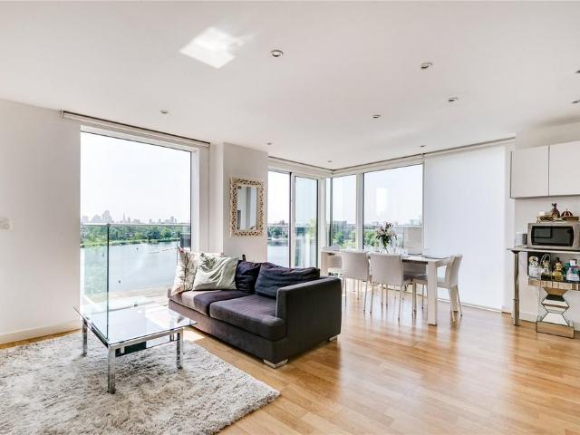 Apartment for rent in Stamford Hill, Greater London