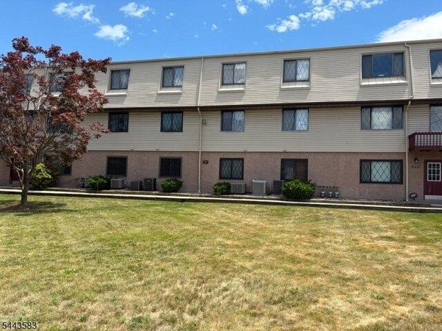 Condo for sale in Lyndhurst, New Jersey