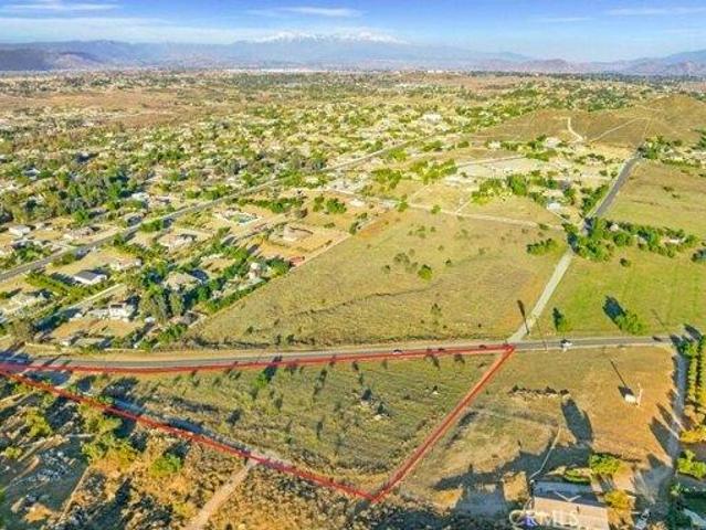 Land for sale in Riverside