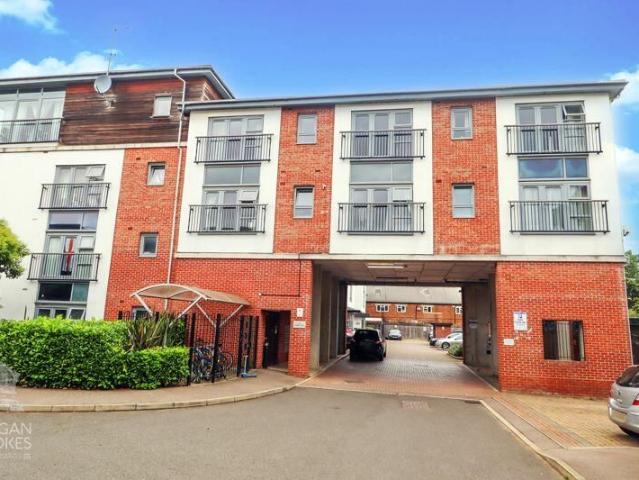 Apartment for rent in Greater London