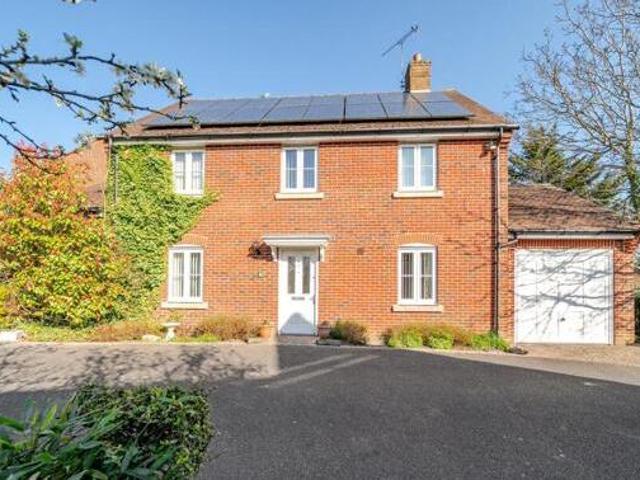 House for sale in Marehill, Horsham