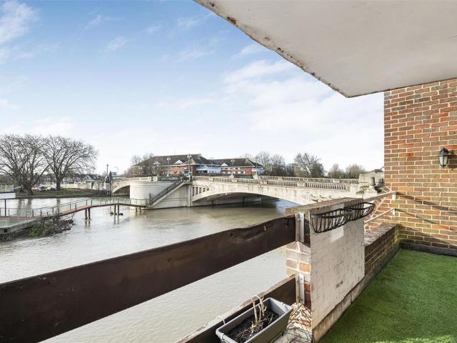 Apartment for rent in Caversham, Reading