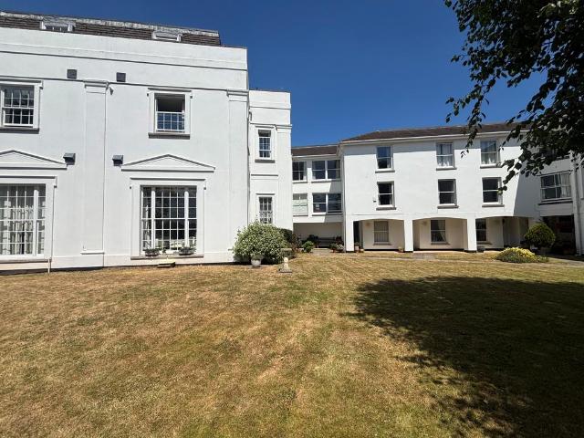 Apartment for rent in St Leonards, Watergate