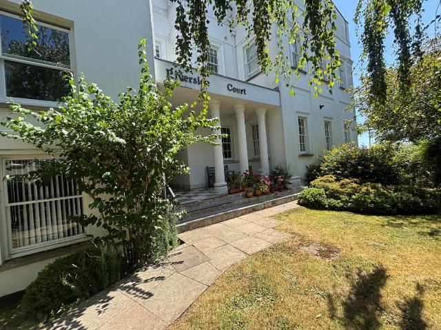Apartment for rent in St Leonards, Watergate