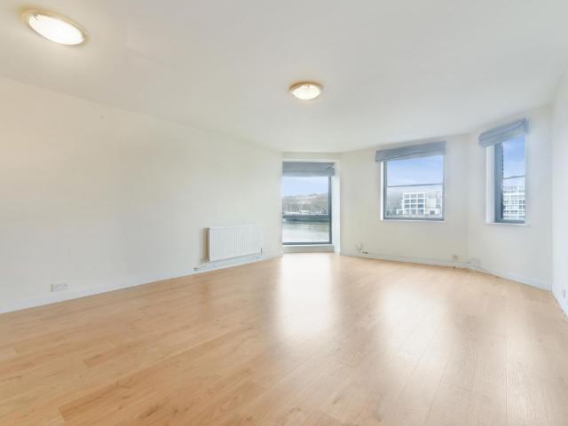 Apartment for rent in Nine Elms, Greater London