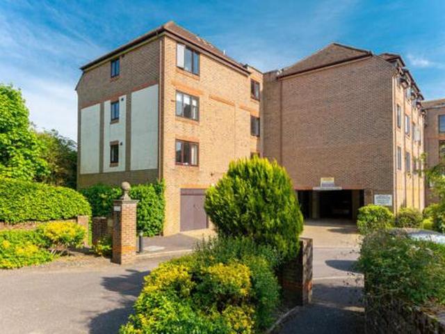 House for rent in Horsham, West Sussex