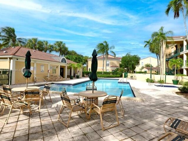 Condo for sale in Coral Springs