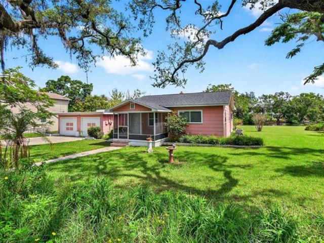 House for sale in Tarpon Springs