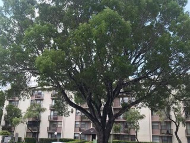 Condo for sale in Coral Springs