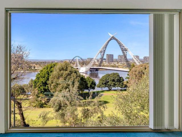 Townhouse for rent in City Of Perth, Cockburn