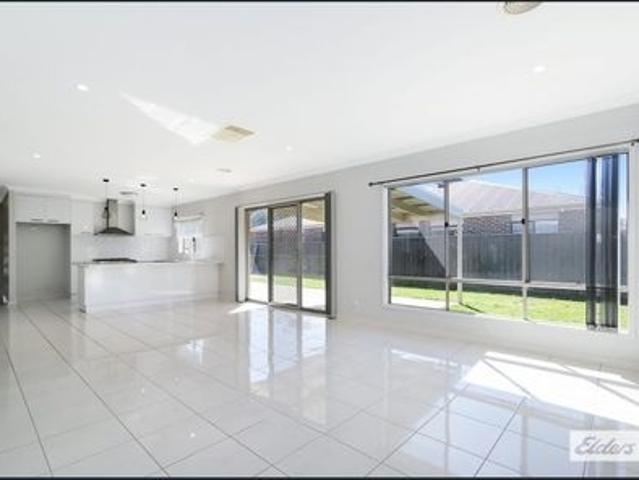 House for rent in Killara, Victoria