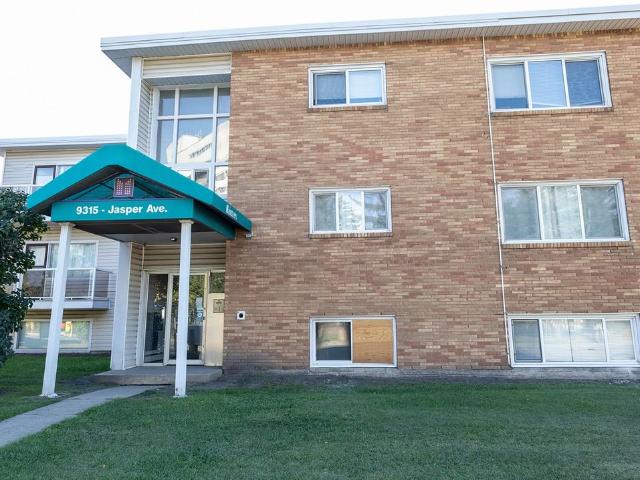 Apartment for rent in Wedgewood, Alberta