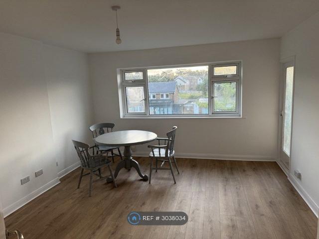 Apartment for rent in Pouchen End, Hertfordshire