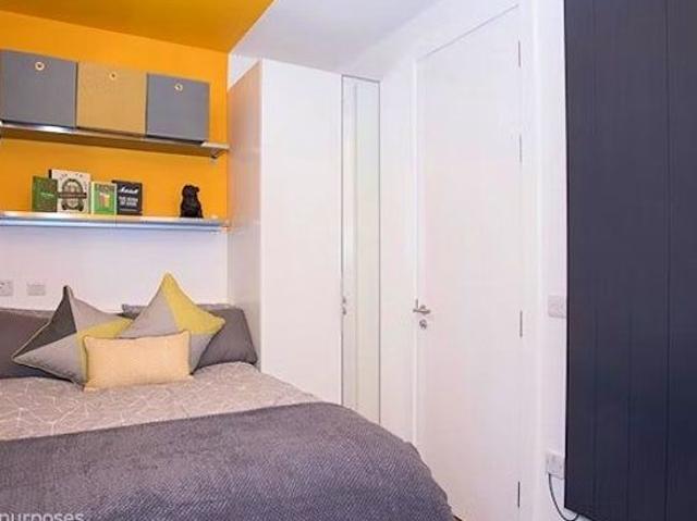Studio for rent in Laurieston, Gorbals
