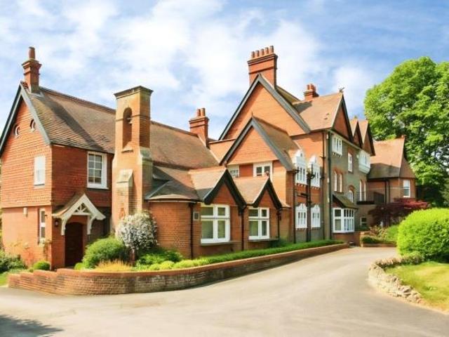 Apartment for rent in Berrick Salome, Oxfordshire