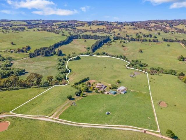 Cottage for sale in Oberon, New South Wales