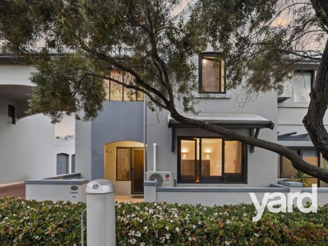 Townhouse for sale in North Fremantle, City of Fremantle