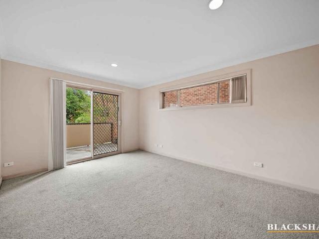 Townhouse for rent in Queanbeyan