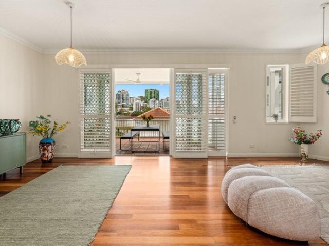 Apartment for sale in Toombul, Queensland