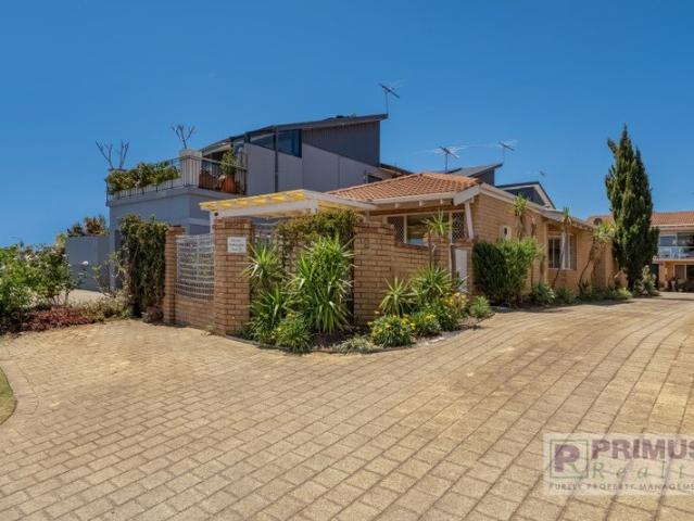 Villa for rent in Como, Western Australia