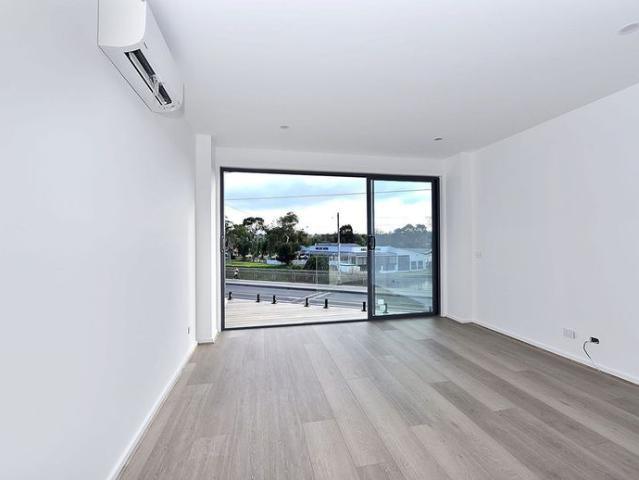 Townhouse for rent in Camerons Creek, Victoria