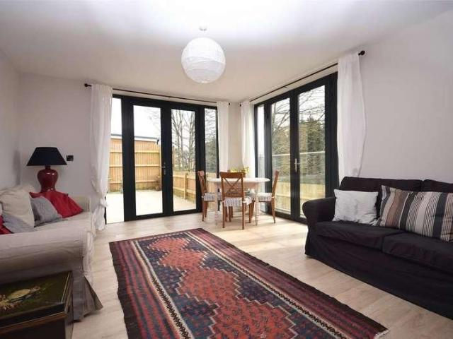 House for rent in Crew's Hole, Bristol
