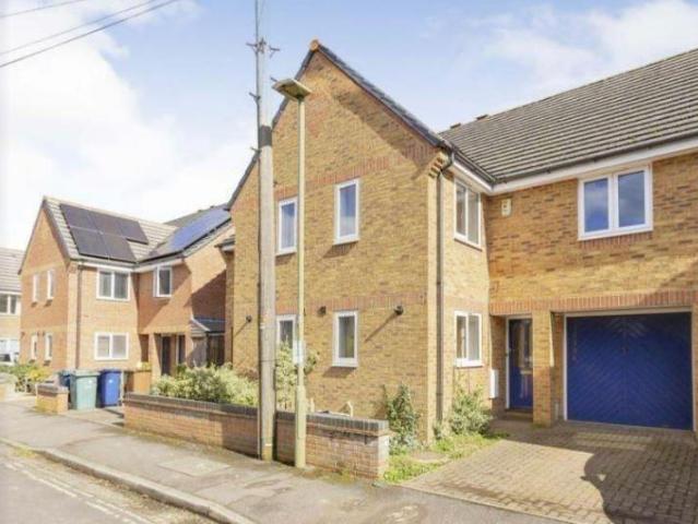 House for rent in Osney, The Slade