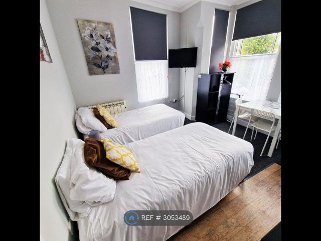 Studio for rent in East Bank, Norfolk