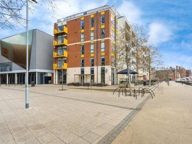 House for sale in Bedford