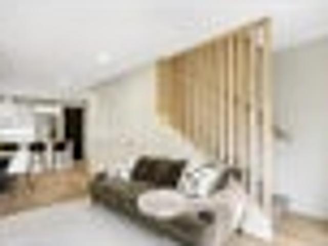 Townhouse for sale in Otakou