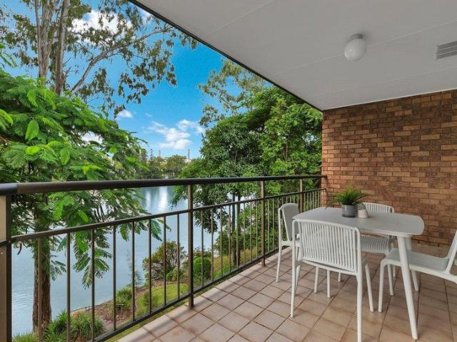Apartment for rent in Toombul, Queensland