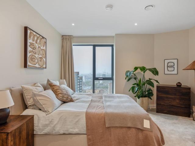 Apartment for rent in Bromley-by-Bow, Poplar Grove