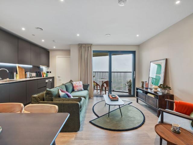 Apartment for rent in Bromley-by-Bow, Poplar Grove