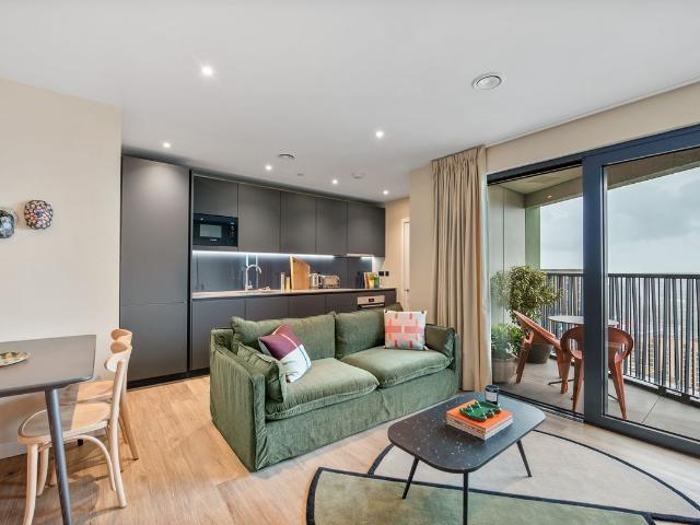 Apartment for rent in Bromley-by-Bow, Poplar Grove