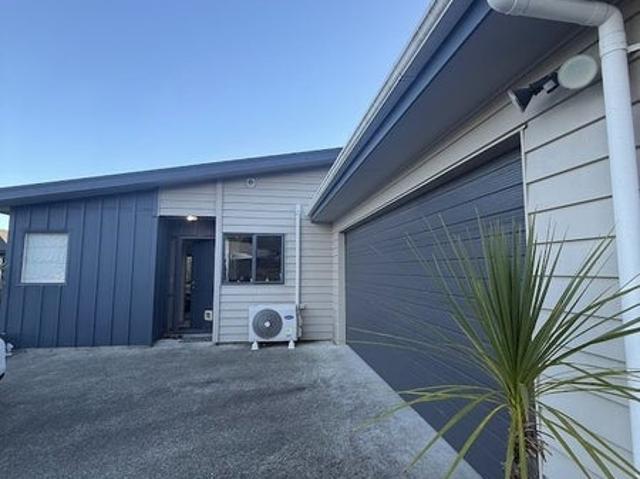 House for rent in Pauatahanui, Wellington
