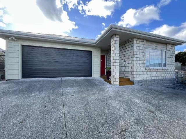 House for rent in Pauatahanui, Wellington