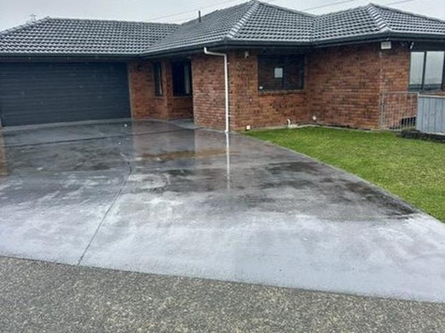 House for rent in Pauatahanui, Wellington
