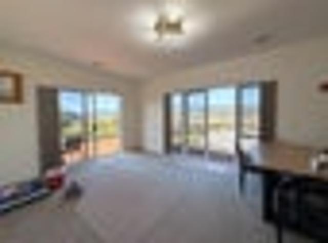 House for rent in Pauatahanui, Wellington