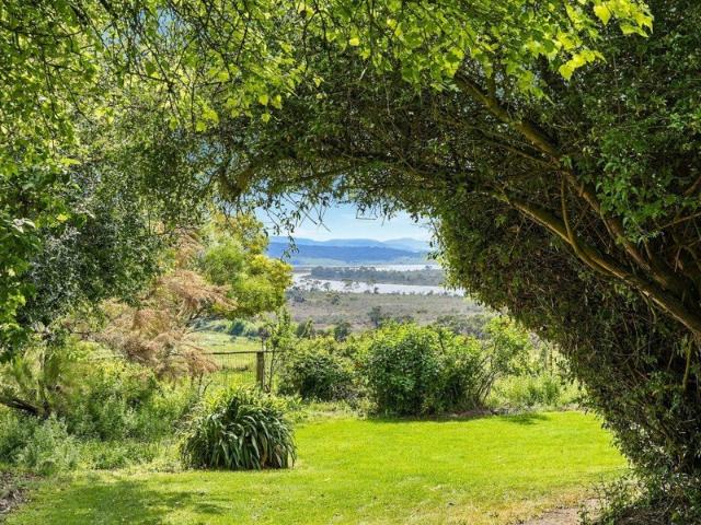 House for sale in Cherry Tree Rise, Hobart