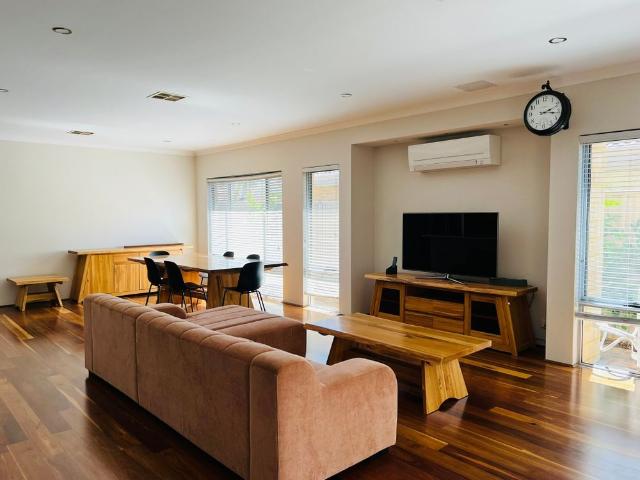 Room for rent in Rivervale, City of Belmont