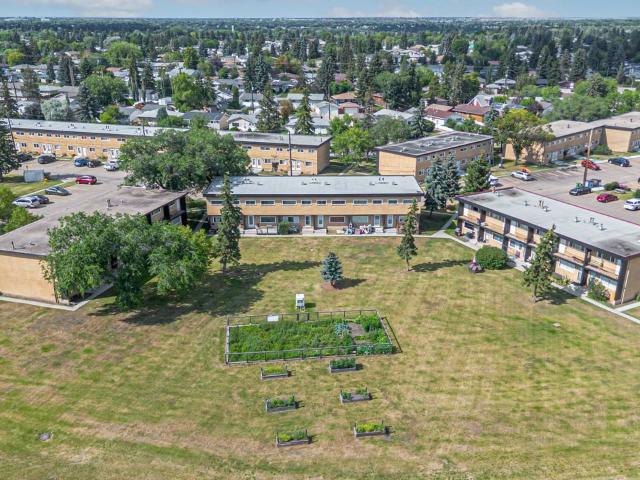 Apartment for rent in Wedgewood, Alberta