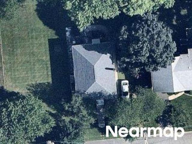 House for sale in Teaneck, New Jersey