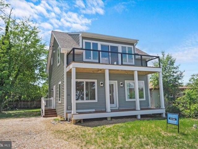 House for sale in Chesapeake City